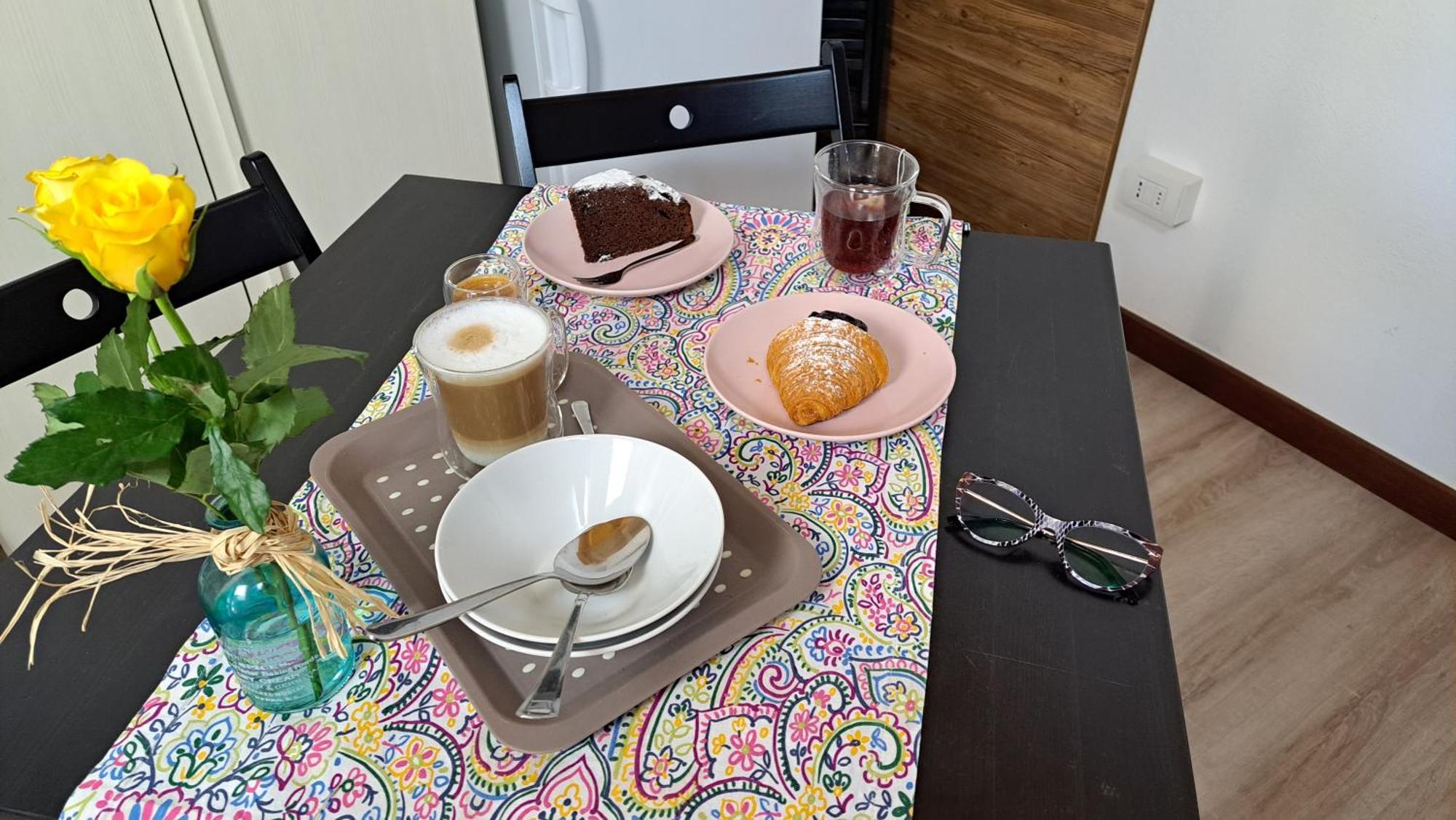 Bed & Breakfast Le Due G Varese Exteriér fotografie
